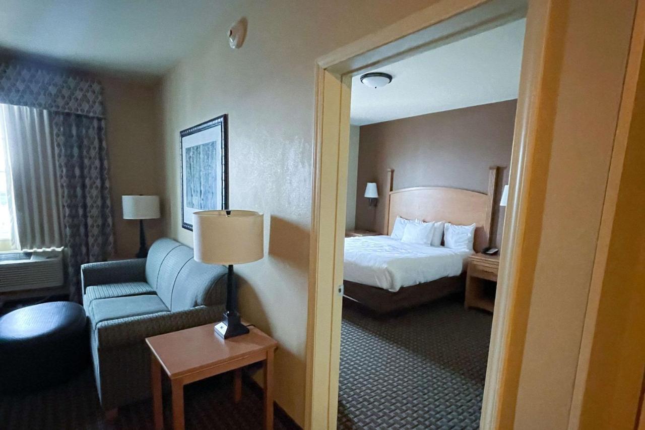 Mainstay Suites Williston Esterno foto